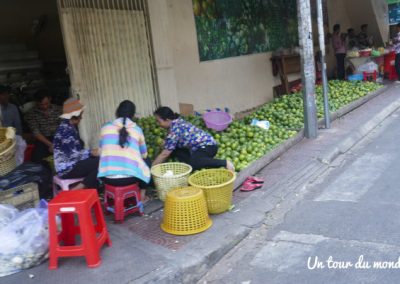 phnom-penh-oranges-dans-les-rues