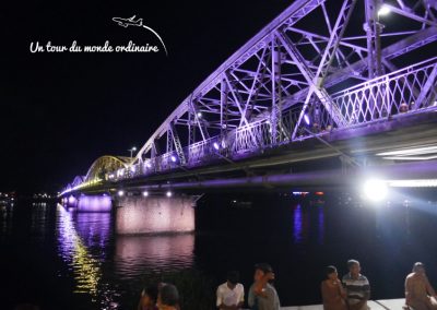 hue-festival-pont-illumine